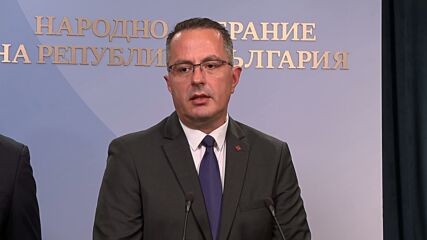 Цончо Ганев: Девет години като президент Румен Радев беше на принципа: „Не ме гледай какво правя, слушай ме какво говоря"