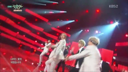 Seventeen (세븐틴) - Mansae ~ ( Comeback Stage ~ Music Bank )