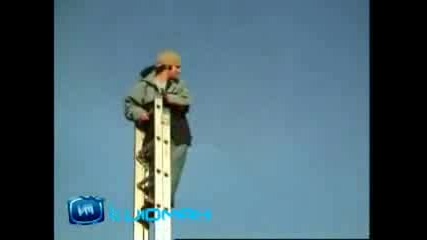 Луд Умора Няма, Само Се Поти