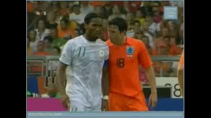 Drogba & Van Bommel:флирт Смешно