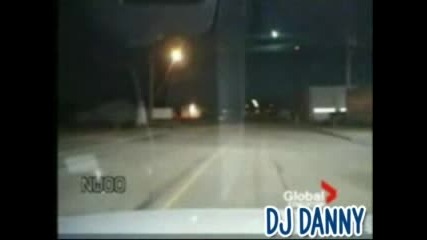 Грандиозно !!! Падащ метеорит заснет от камера на полицейска кола !