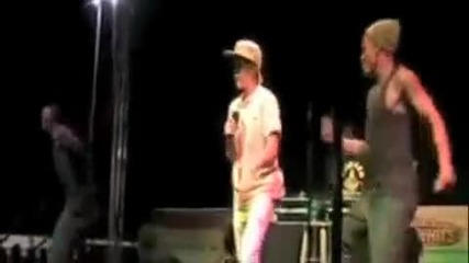 Justin Bieber Dancing 