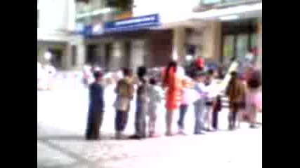 Krichim Na 1 Uni Denq Na Deteto
