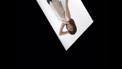 Selena Gomez-left right