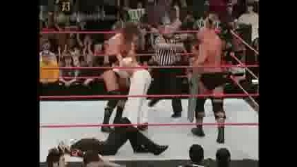 W W F Raw Трите Хикса и Остин пребиват братята Харди и Лита