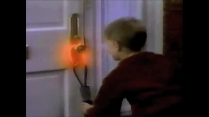 Сам Вкъщи (1990) - Трейлър
