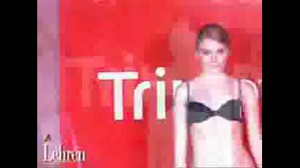 Triumphs hot and sensual lingerie fashion show - Lehren Filesavi