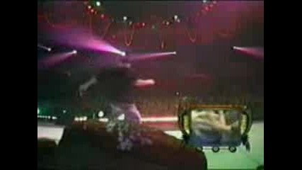 Limp Bizkit - Jump Around
