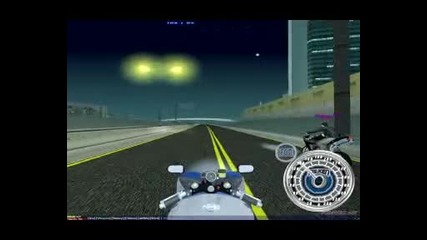 Ето как се кара Yamaha R1 в multiplayer - gta