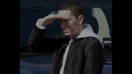 Песента която кара сърцето ти да бие лудо `` Eminem - Talkin 2 Myself (feat. Kobe) 