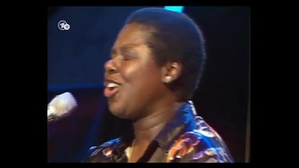 Randy Crawford - Holding Back The Years (live, 1995) 