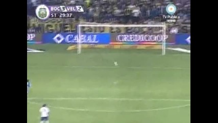 Гол с глава от 40 метра!