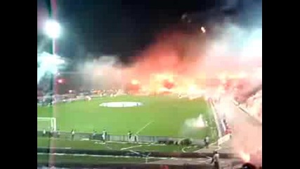 40 000 Факли на терена 