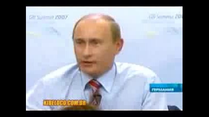Луд фен изненада Путин,  но човека до него изненада камерите