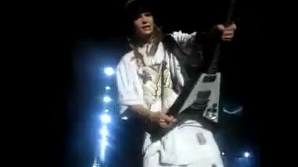Tom Kaulitz y Su Guitarra