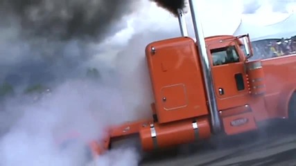 Peterbilt transport burnout at the 2011 Smooth Truck Fest
