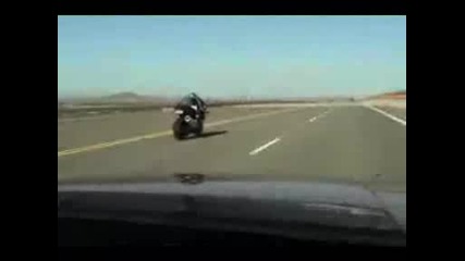 Turbo Mustang Gt vs. 2004 Gsx - R 1000
