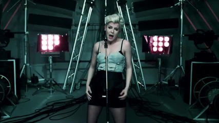 Robyn - Dancing On My Own 
