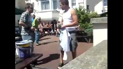 Дядо е влезнал в ритъм