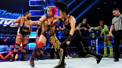 Eighteen-Person Mixed Tag Team Match: SmackDown LIVE, April 2, 2019