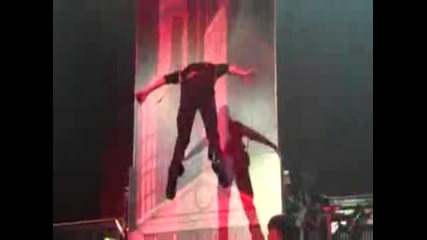 На живо! Justin Bieber & Usher - Somebody to Love 31.08.2010 