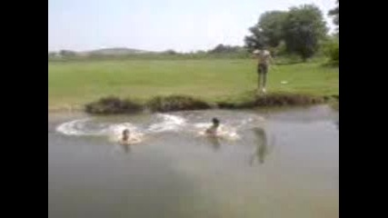 Три скока на отводнителната станция !