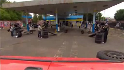 Рууни финтира гуми като за последно