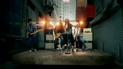 Lisa Marie Presley - Idiot ( официално видео )