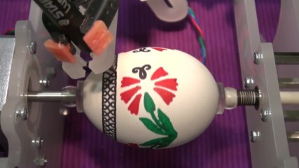 Великден - оцветяване на великденски яйца с Eggbot робот