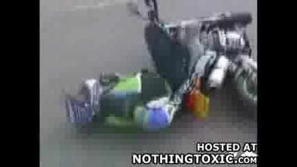 Адско Падане За Трик С Мотор!
