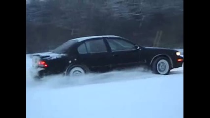Nissan Maxima Snow Drift 1