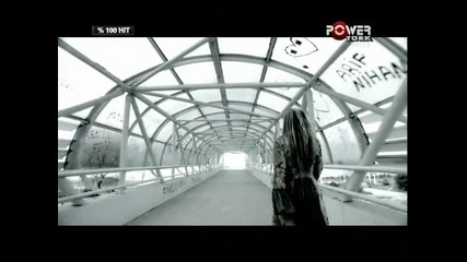 Zeynep Casalini - Duvar
