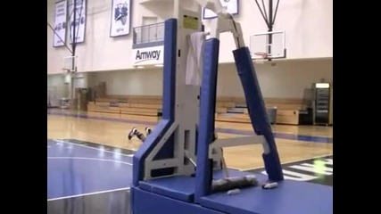 Vince Carter hits a 86-foot shot sitting down