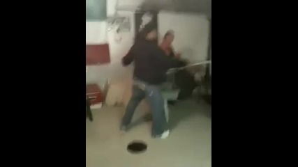 Да ти запалят фойерверка в задника. Смях