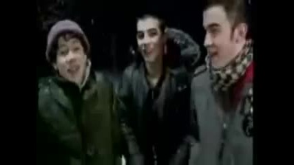 A Day In The Life Of The Jonas Brothers 