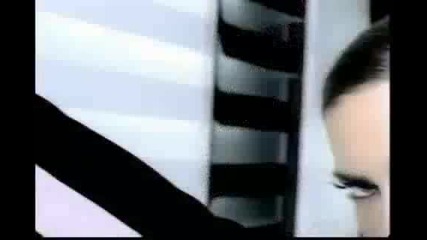 Реклама на Maybelline - Xxl Intense 
