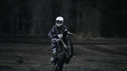 Тук Адреналинът е на 100% ! Motocross Jumps
