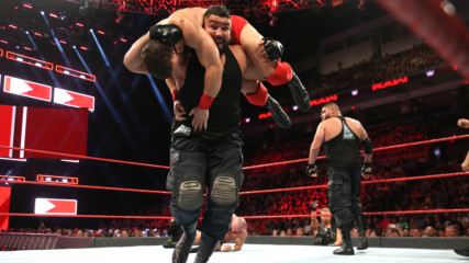 Drake Maverick aligns with AOP: Raw, Sept. 3, 2018