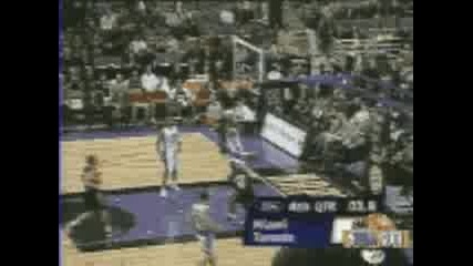 Nba - Tracy Mcgrady Dunks From Free Throw