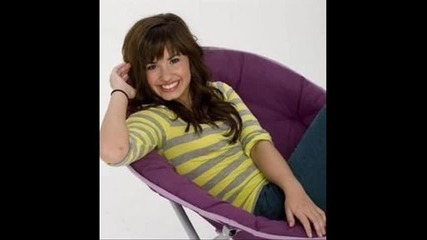 Joe Jons and Demi Lovato