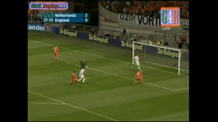 Netherlands - England 2 - 0 Goal na Rafael van der Vaart