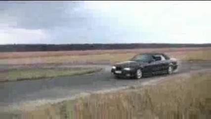 Bmw M3 E36 Показва как се прави 