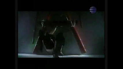 Анелия - Все едно ми е .