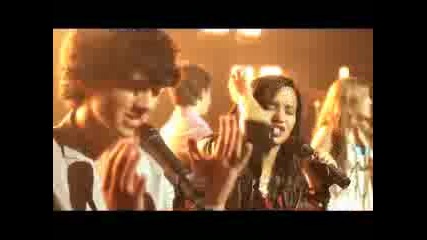 miley, demi, selena and jonas 