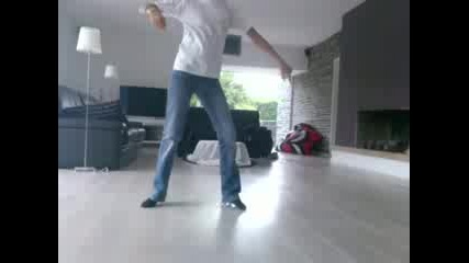 Jump V.s Tecktonik...
