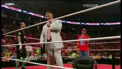Wwe Raw 7 11 11 - Cm Punk & Vince Mcmahon Подписват договора