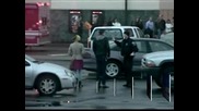 Трима убити, включително нападателят, при стрелба в мол в Орегон