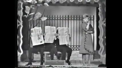 Quartetto Cetra - Pero mi vuole bene (teatrino del Quartetto Cetra 1964)