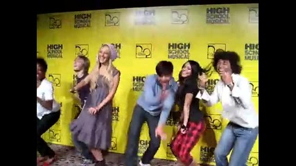 Hsm Jump ;; Vanessa Falling Down :d 