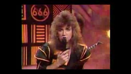 Stryper - Makes Me Wanna Sing